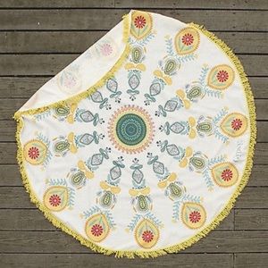 Paisley beach towel 🔸